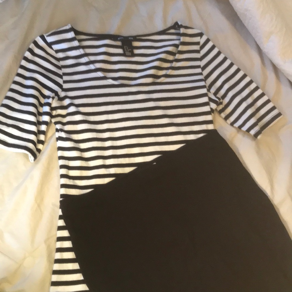 H&M Tee and pencil skirt bundle